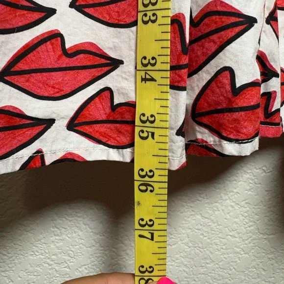 Anthropologie Red Smooch Dress. All Over Red Lip Design. Button Front. Pockets. - Picture 4 of 16